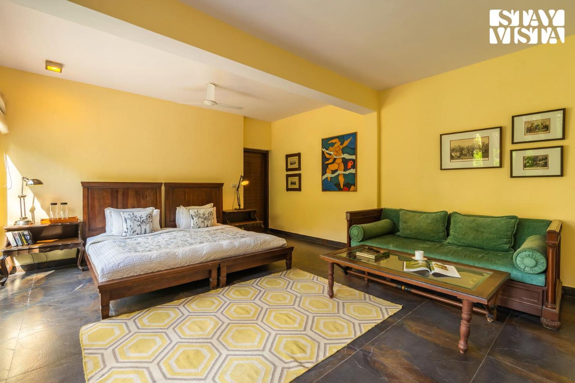 Stayvista At Hillcrest Villa With Valley View, Bonfire And Heater Kasauli Exterior photo